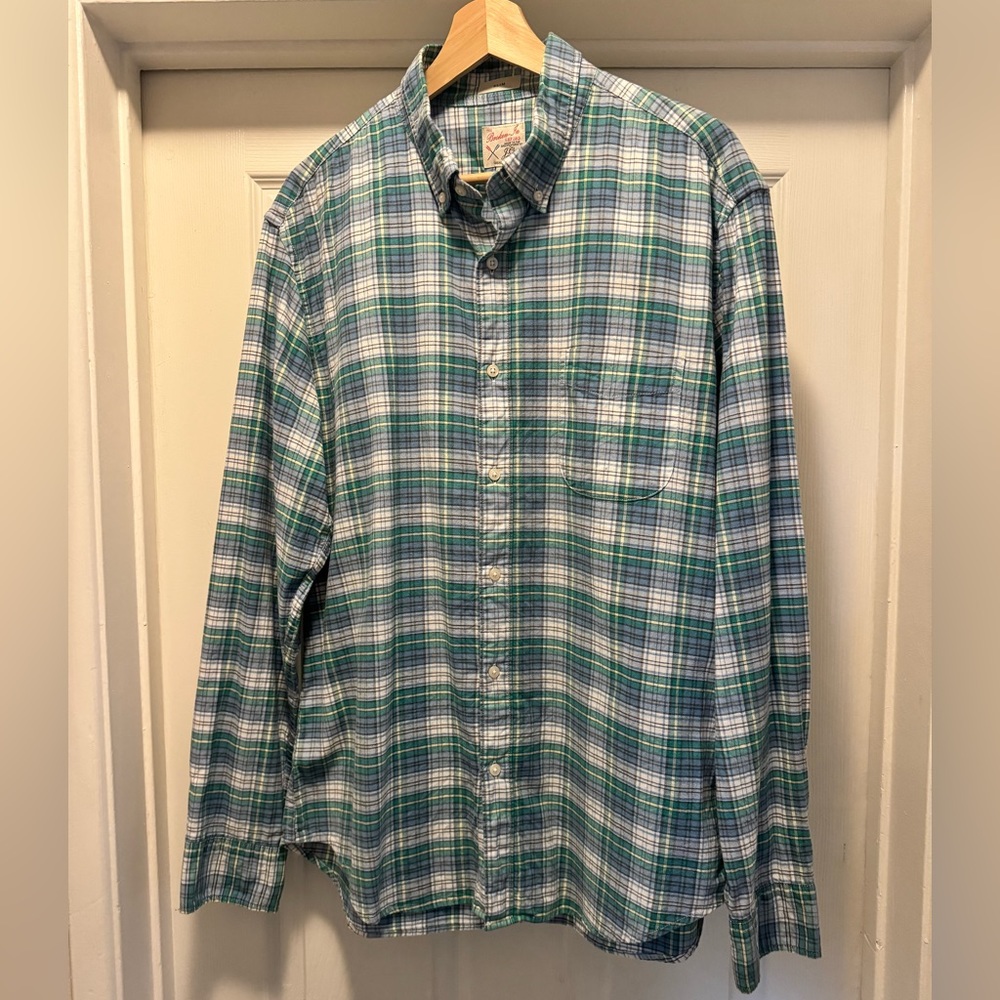 J. Crew Broken-in organic cotton oxford shirt plaid slim large